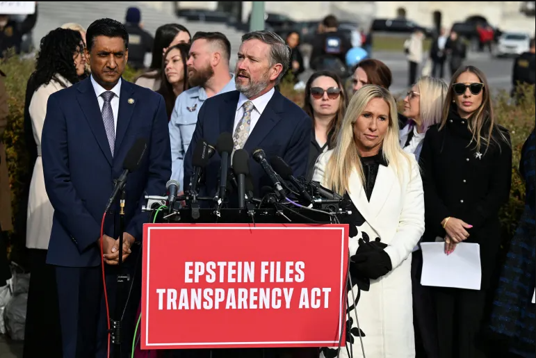 2025-11-18T161744Z_180866371_RC23ZHAV6Z9W_RTRMADP_3_USA-TRUMP-EPSTEIN-1763504293