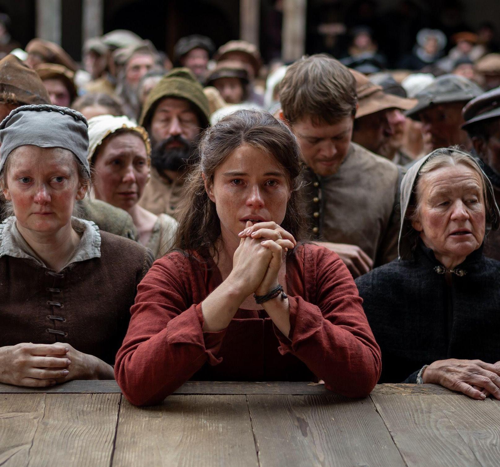 Movie Review Jessie Buckley Stuns in the Poetic Drama ‘Hamnet’