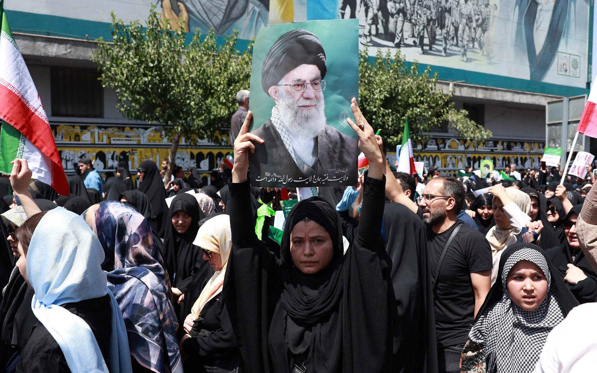 US Warns Iran as Nationwide Protests Spark Fresh Clashes US Warns Iran as Nationwide Protests Spark Fresh Clashes