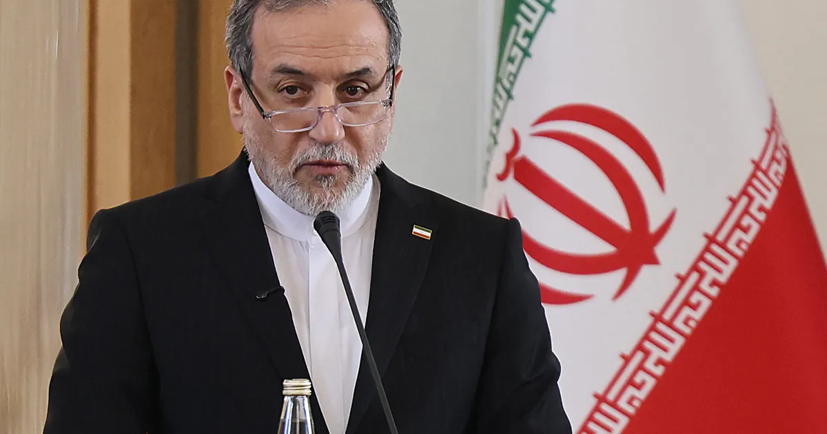 Iran Dismisses Trump Threats, Warns It Will Respond to Any US Attack Iran Dismisses Trump Threats, Warns It Will Respond to Any US Attack