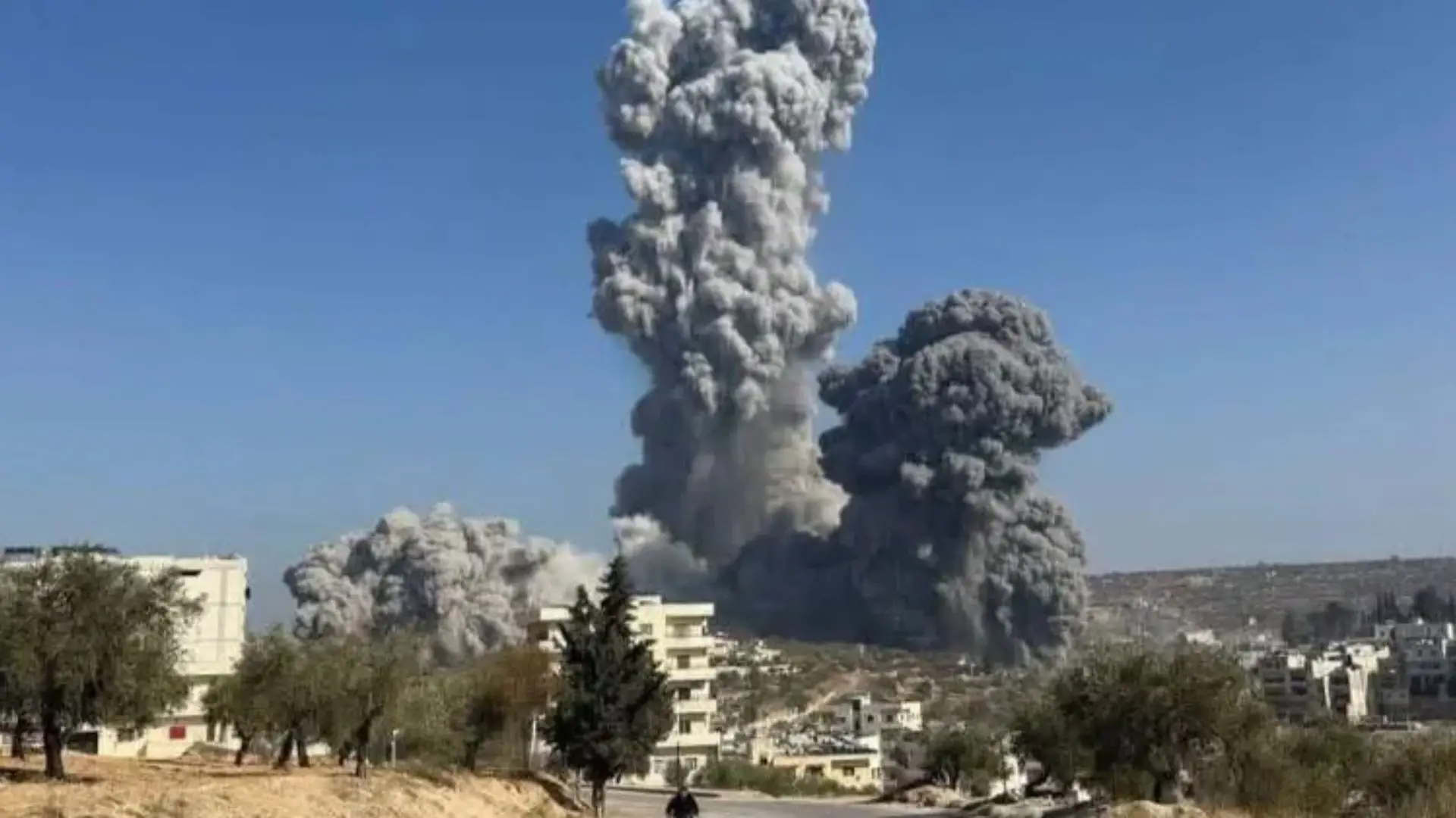 US Launches Fresh Strikes on ISIL in Syria After Deadly Ambush US Launches Fresh Strikes on ISIL in Syria After Deadly Ambush