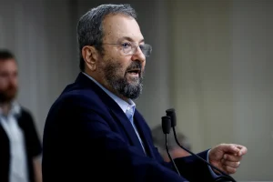 Former Israeli PM Barak Linked to Security Setup at Epstein’s Apartment