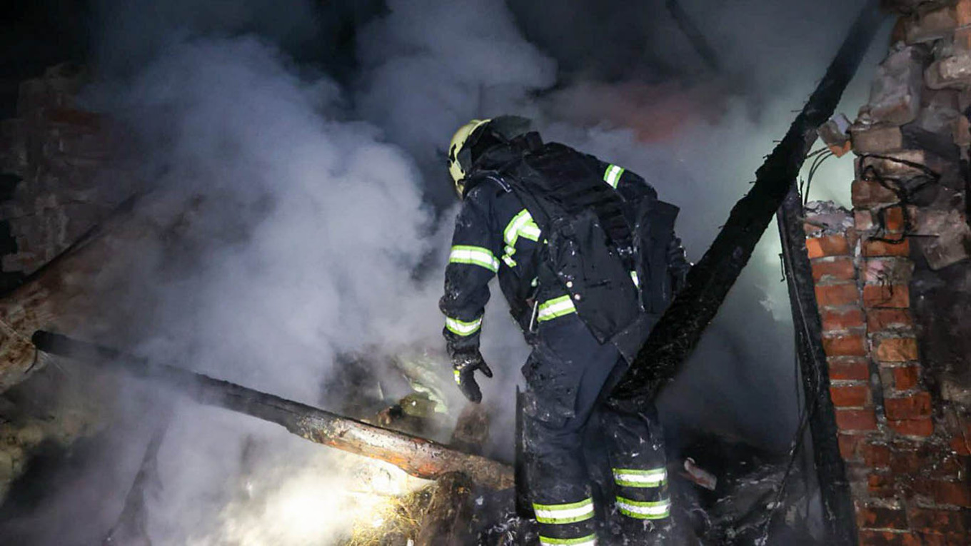 Russian Drone Strike Kills Father and Three Children in Ukraine, Injures Pregnant Woman