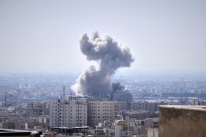 Pezeshkian Says Iran Will Pause Attacks on Neighbours Unless Provoked