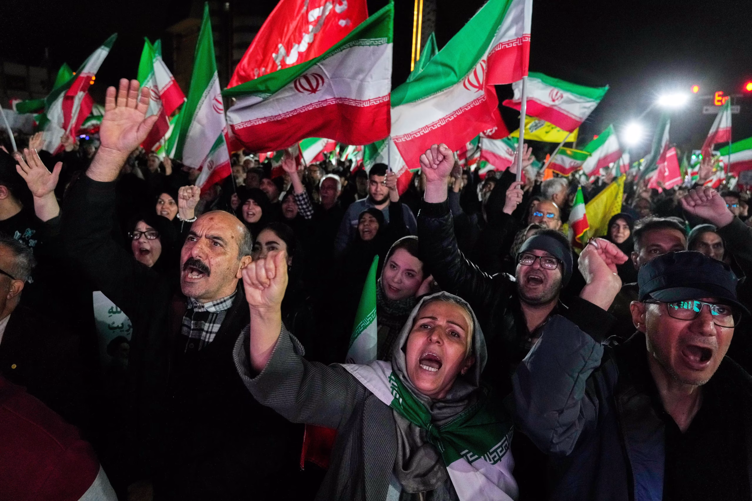Iran Says Strait of Hormuz Is as Powerful as an Atomic Bomb During US Talks